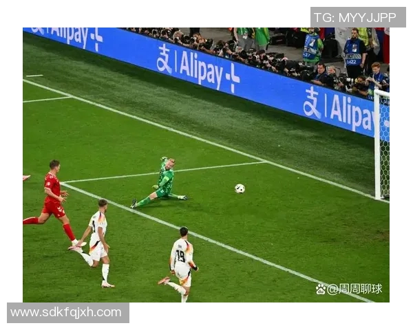 丹麦与德国足球对决精彩回顾与战术分析